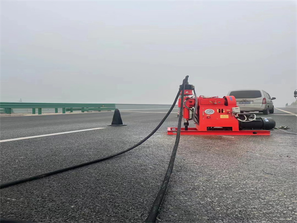 韩城马路路基路面开裂下沉注浆加固灌浆